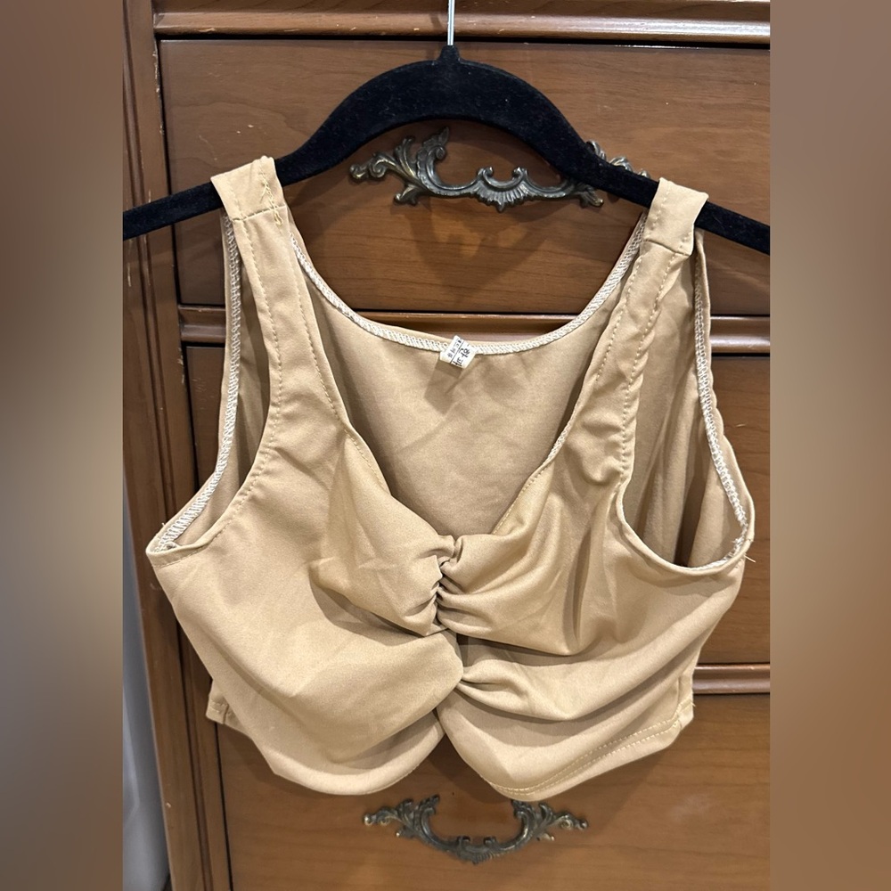 Terno cream croptop sleeveless with skirt